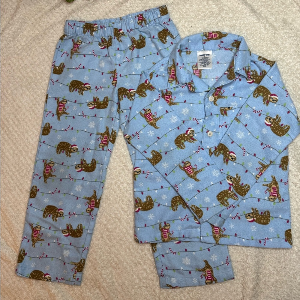 LANDS’ END | Christmas Sloth Pajama Set